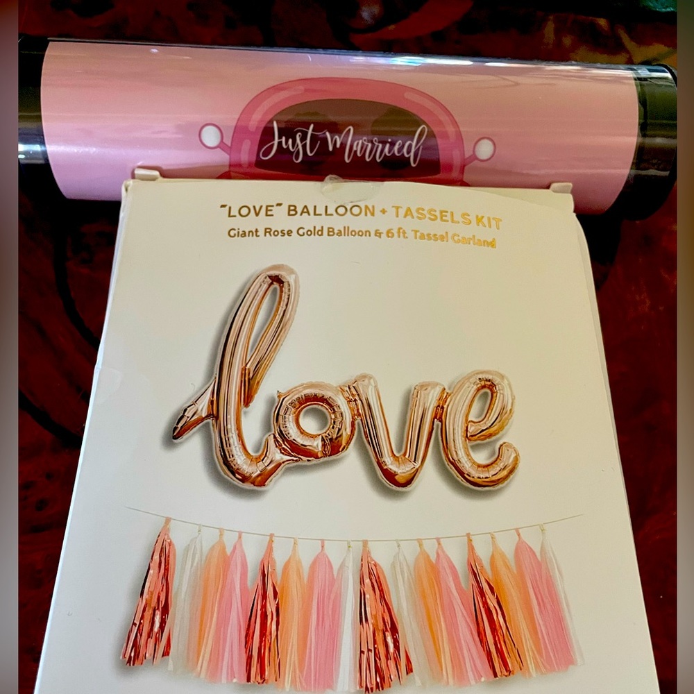 JUST MARRIED window/car decal & LOVE foil balloon and Tassels